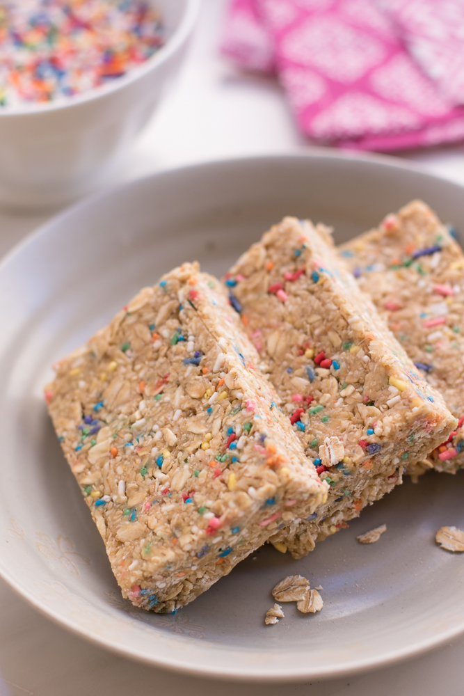 Cake Batter Oat Bars